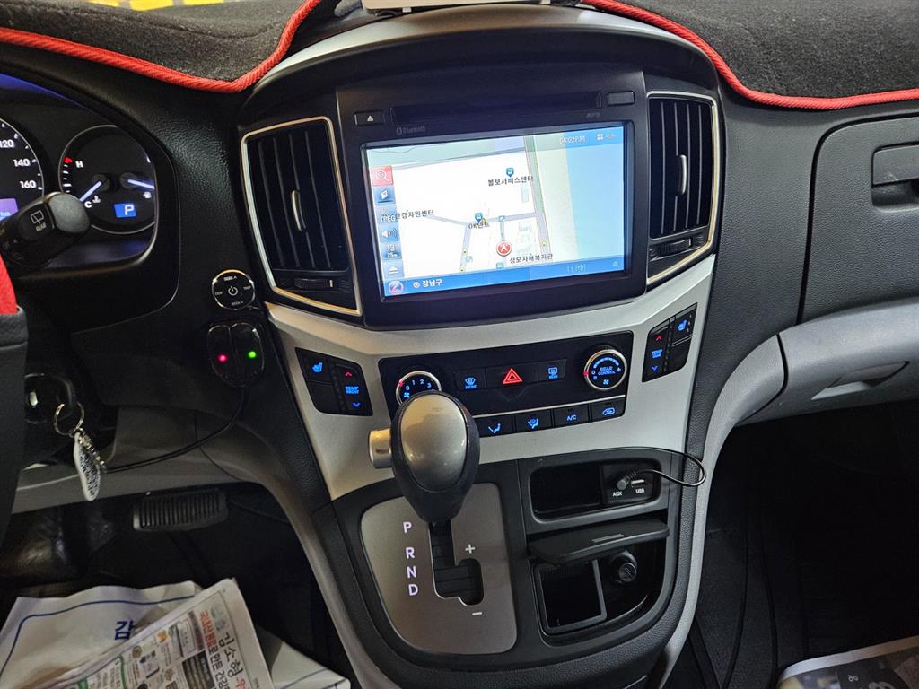 HYUNDAI Starex 2019 Amarillo - Importación desde Corea - HF Imports Iquique - Foto 13