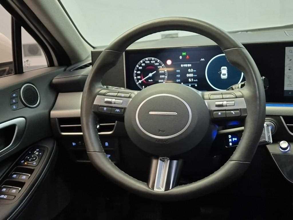 HYUNDAI Sonata - Vista 9