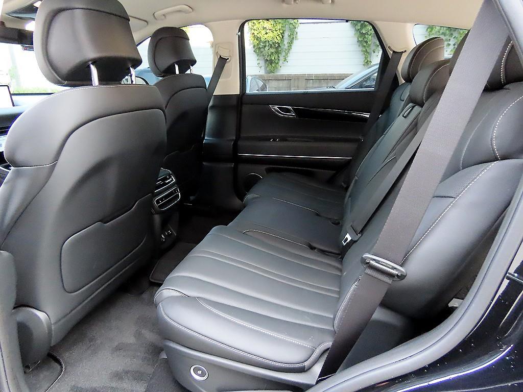 Genesis GV80 - Vista 6