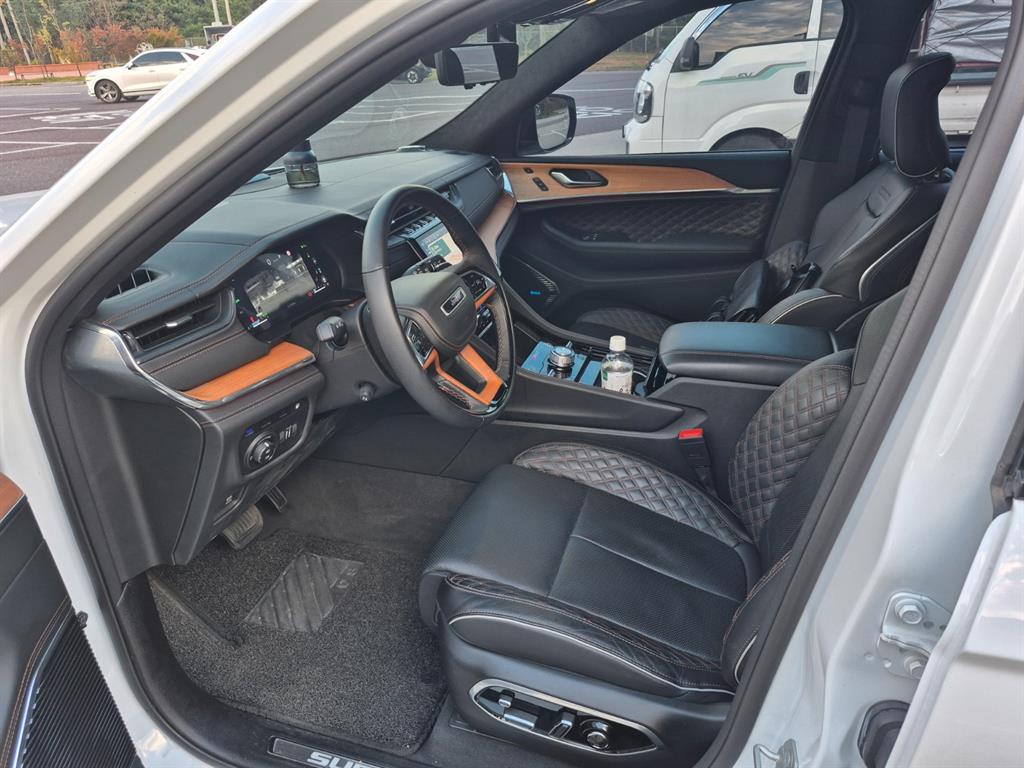 Jeep Cherokee - Vista 5