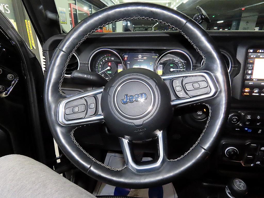 Jeep Wrangler - Vista 8