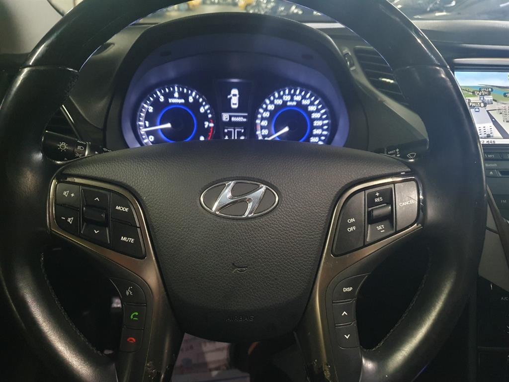 HYUNDAI Grandeur 2011 Plateado - Importación desde Corea - HF Imports Iquique - Foto 18