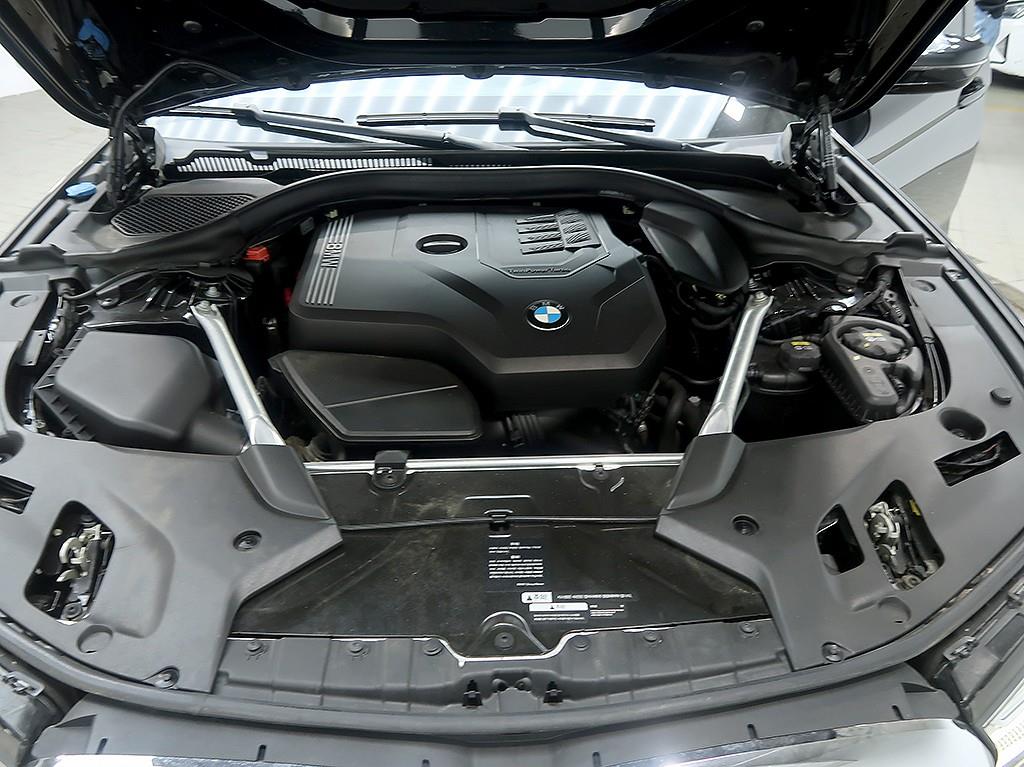 BMW 5 Series 2021 Negro - Importación desde Corea - HF Imports Iquique - Foto 7