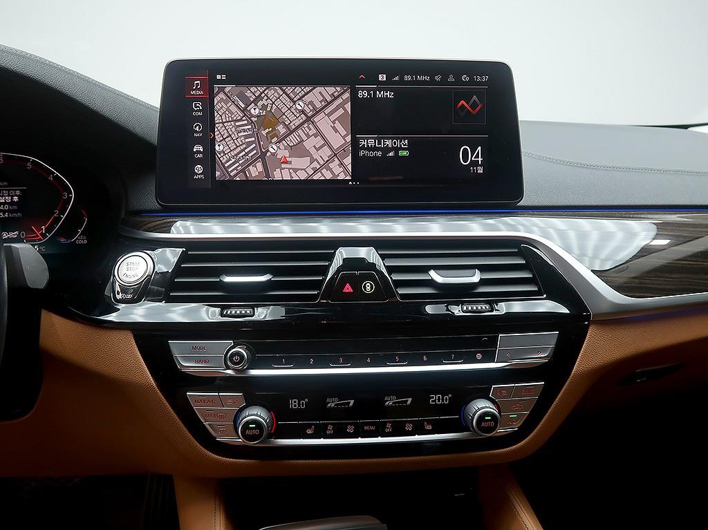 BMW 5 Series 2021 Negro - Importación desde Corea - HF Imports Iquique - Foto 9