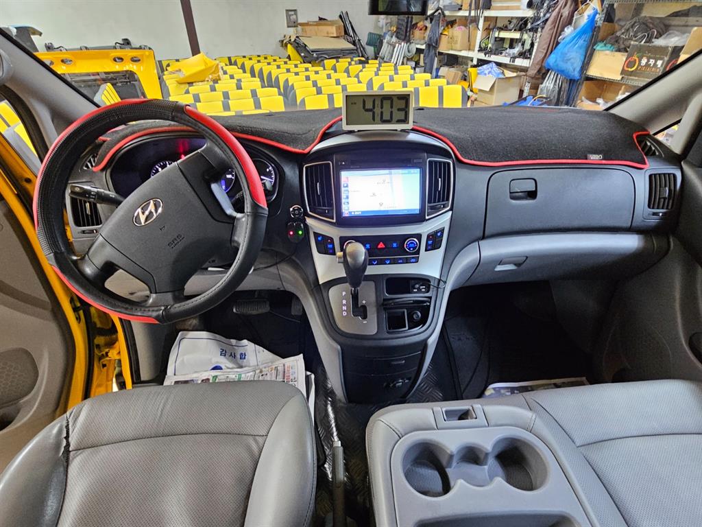 HYUNDAI Starex 2019 Amarillo - Importación desde Corea - HF Imports Iquique - Foto 19