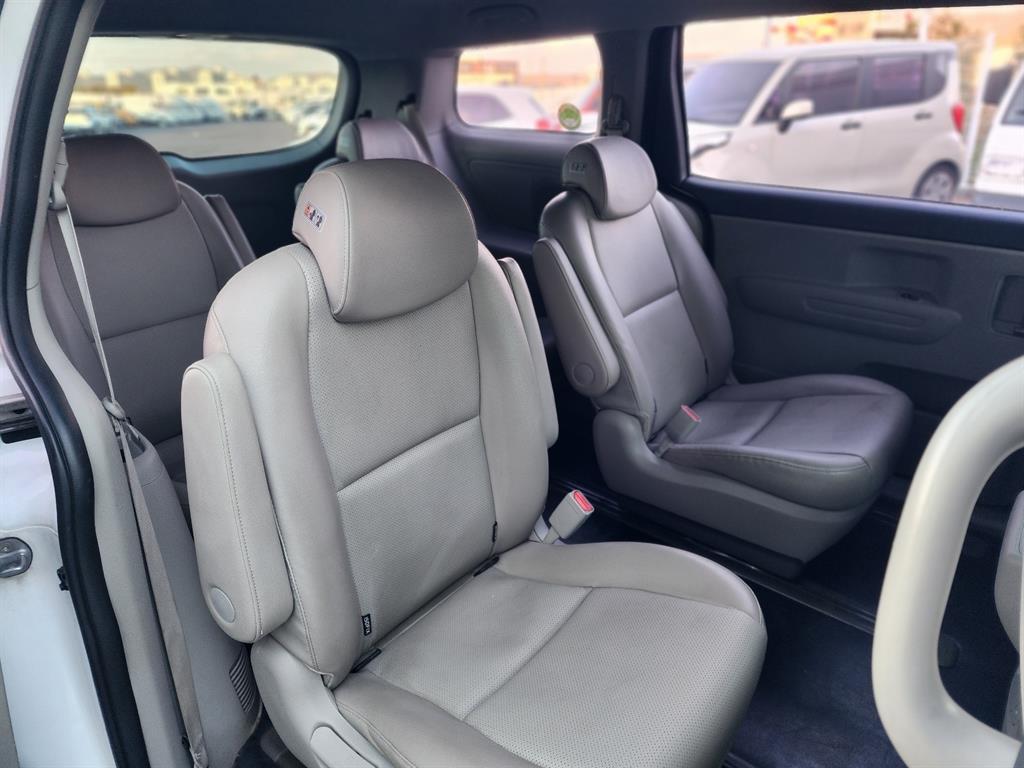 KIA Carnival 2019 Blanco - Importación desde Corea - HF Imports Iquique - Foto 13