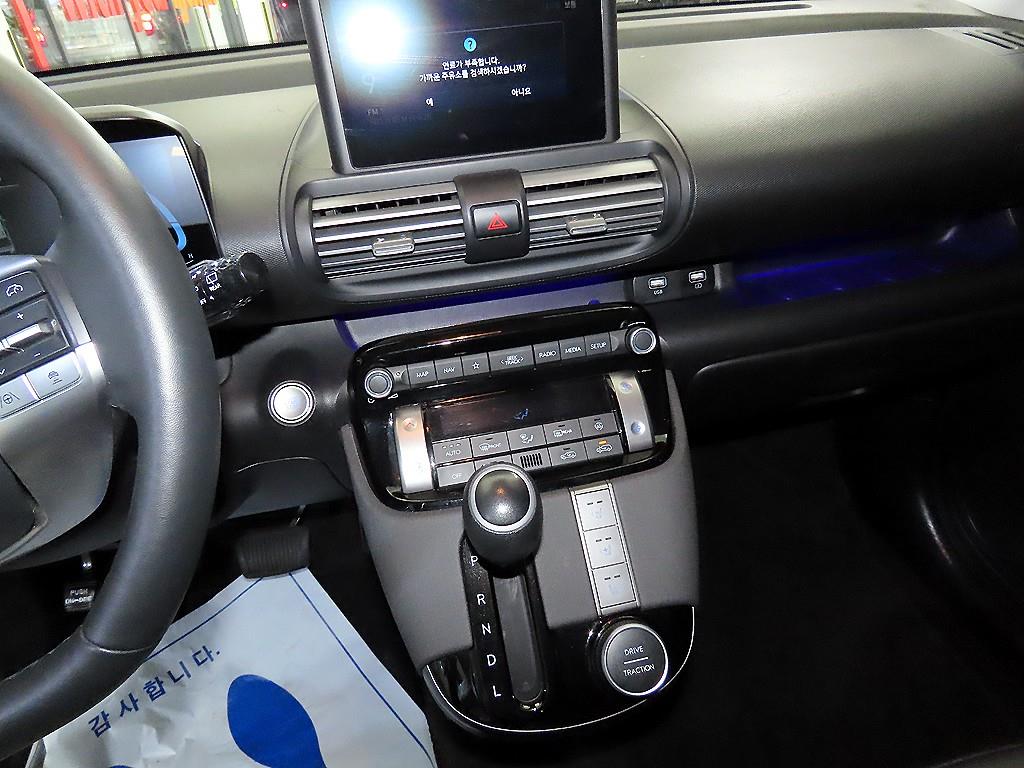 HYUNDAI Casper - Vista 11