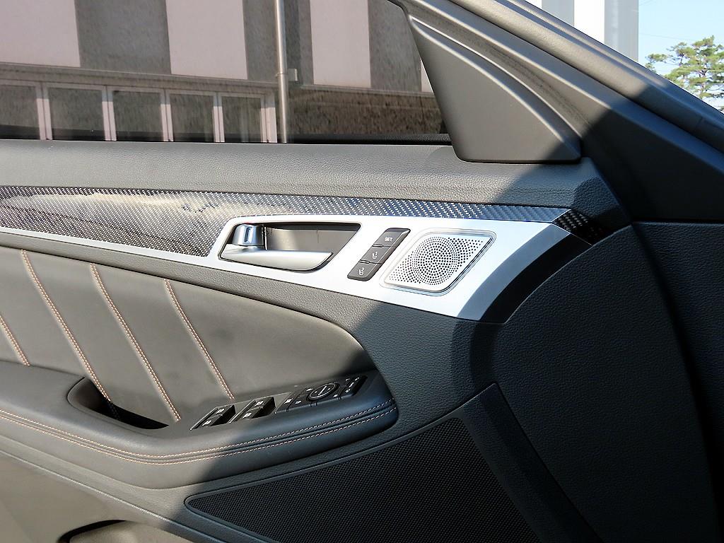 Genesis G80 - Vista 12