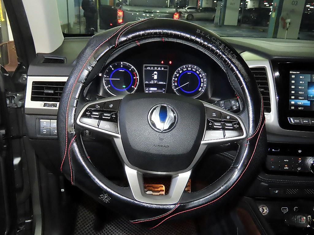 Ssangyong Rexton - Vista 8