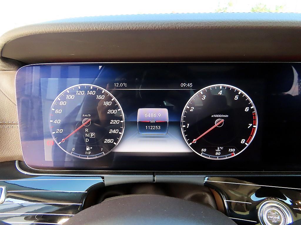 Mercedes Benz E class - Vista 9