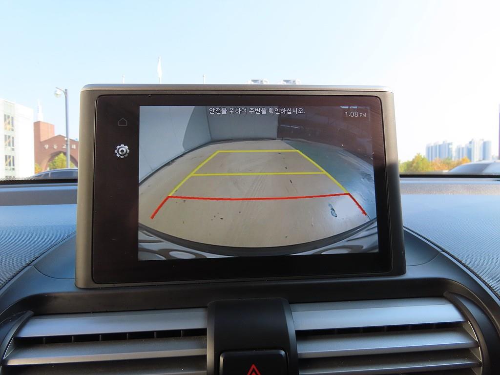 HYUNDAI Casper - Vista 10