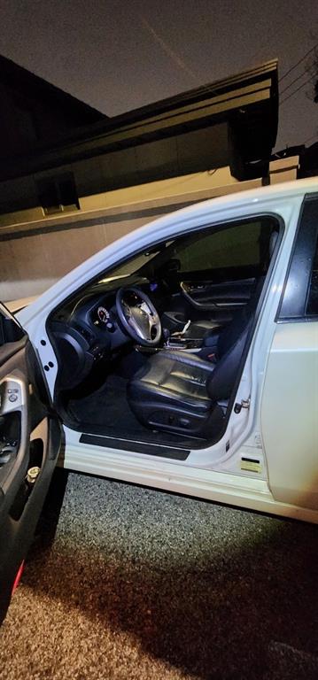 Nissan Altima - Vista 8