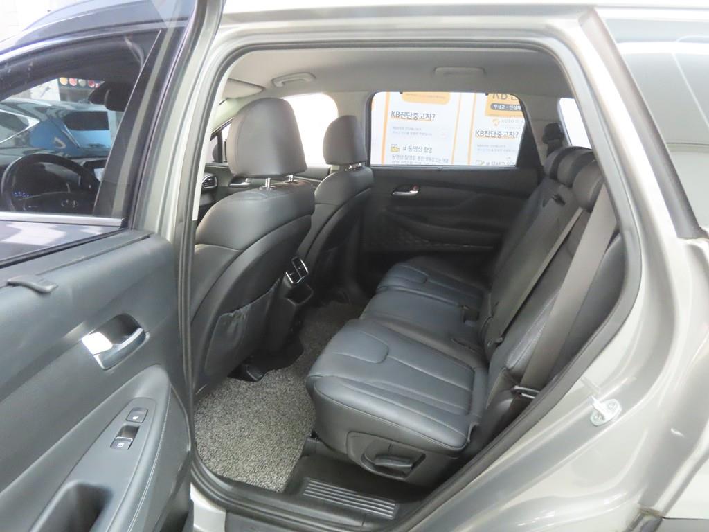 HYUNDAI Santa Fe - Vista 6