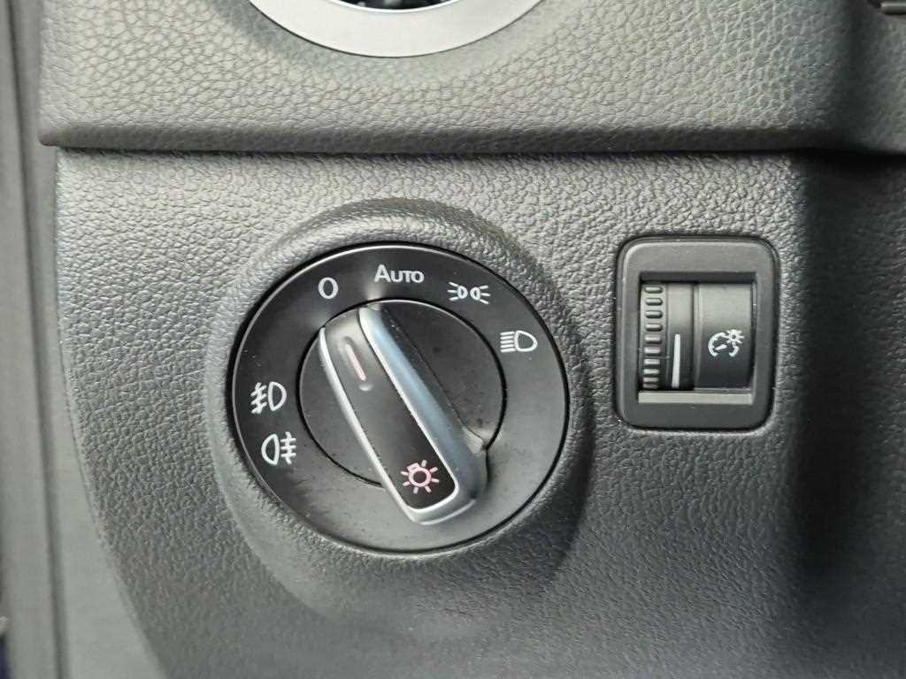 Volkswagen Tiguan 2016 Azul - Importación desde Corea - HF Imports Iquique - Foto 16