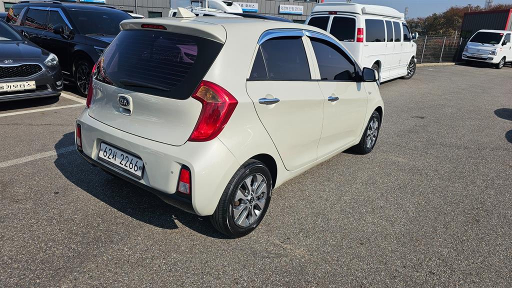 KIA Morning - Vista 6