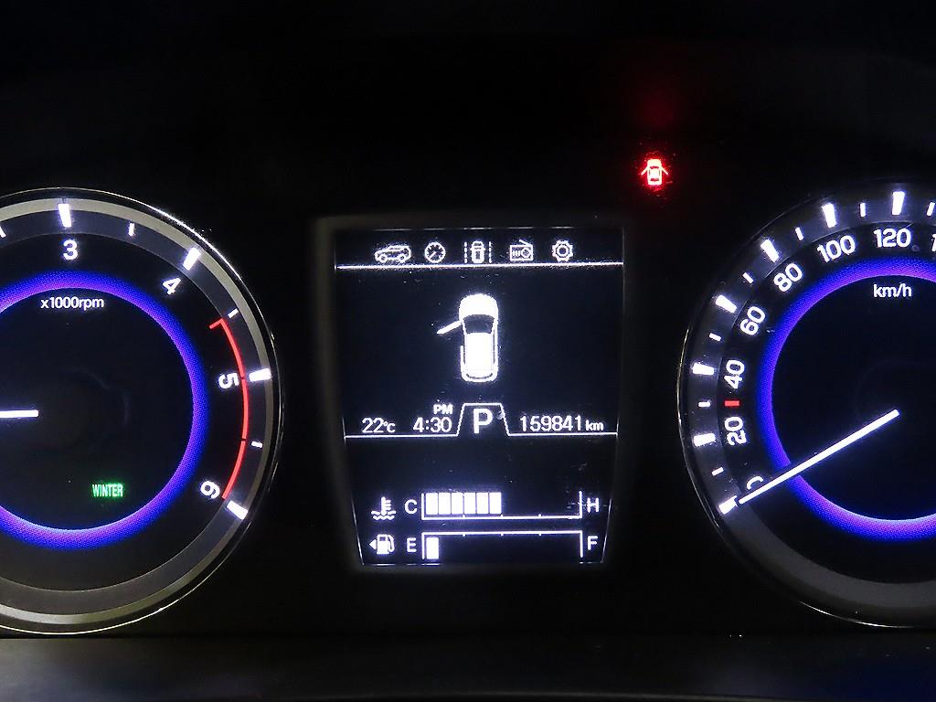 Ssangyong Rexton - Vista 9