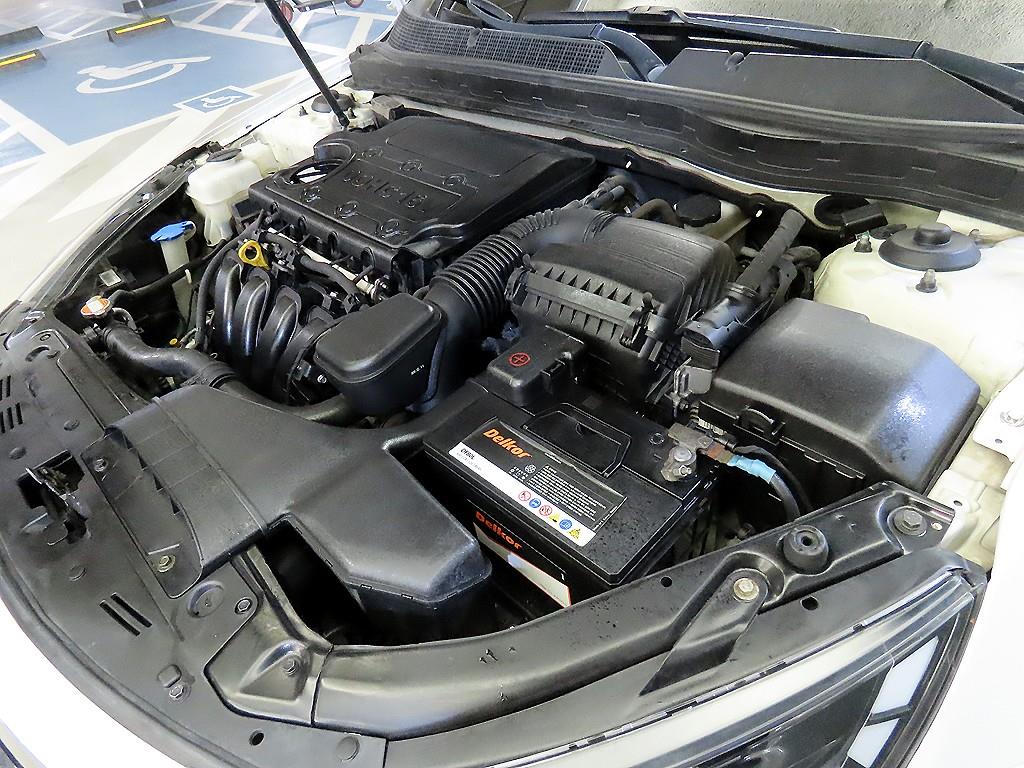 KIA K5 2011 Blanco - Importación desde Corea - HF Imports Iquique - Foto 19