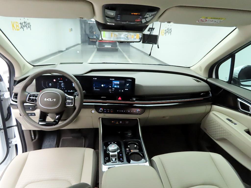 KIA Carnival - Vista 7