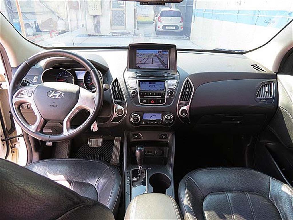 HYUNDAI Tucson - Vista 9