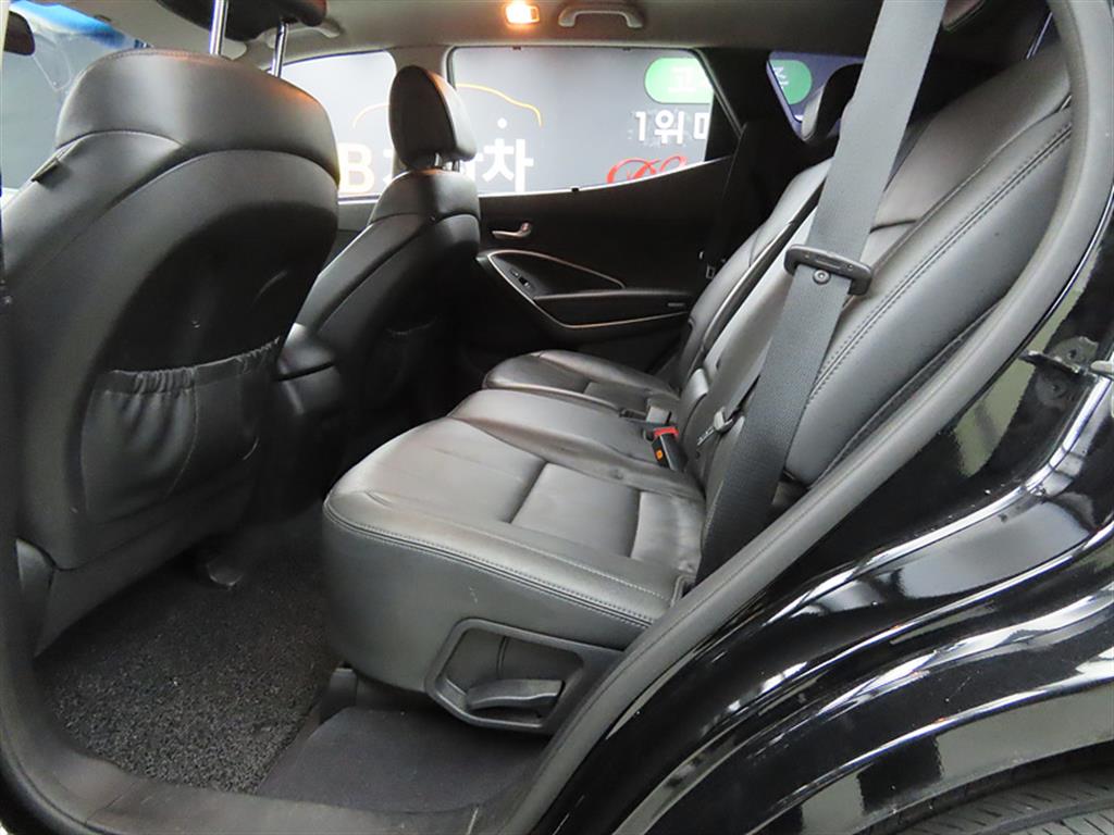 HYUNDAI Santa Fe - Vista 6