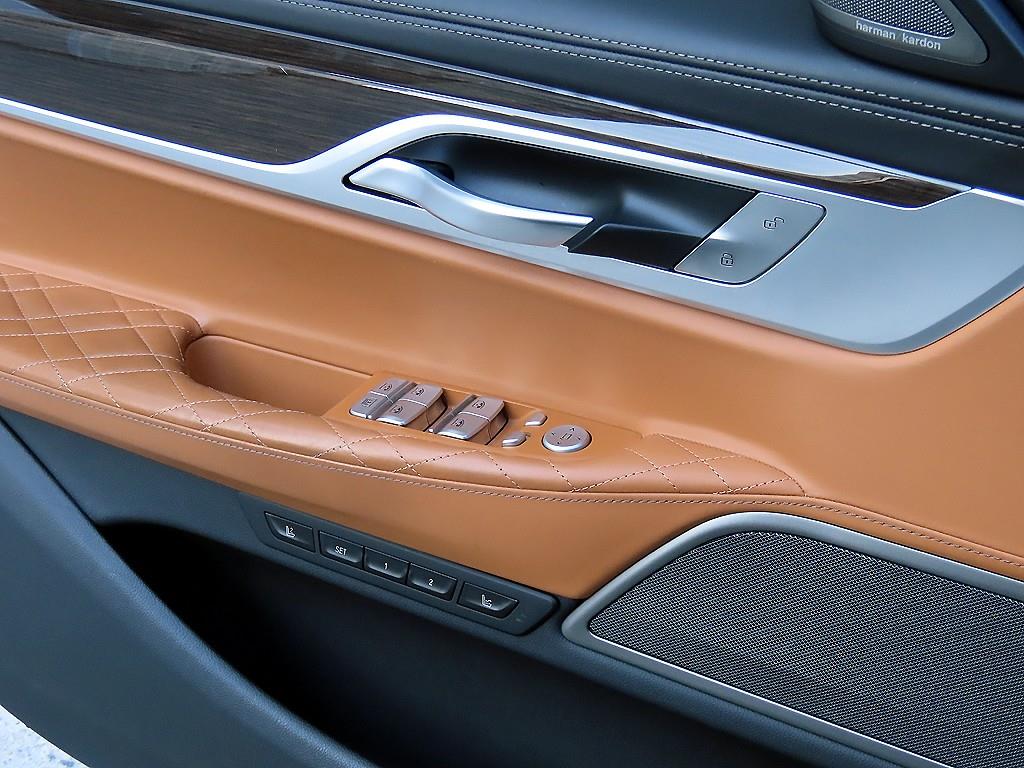 BMW 7 Series - Vista 12