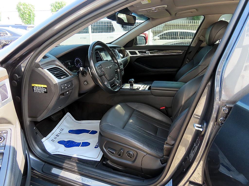 Genesis G80 - Vista 5