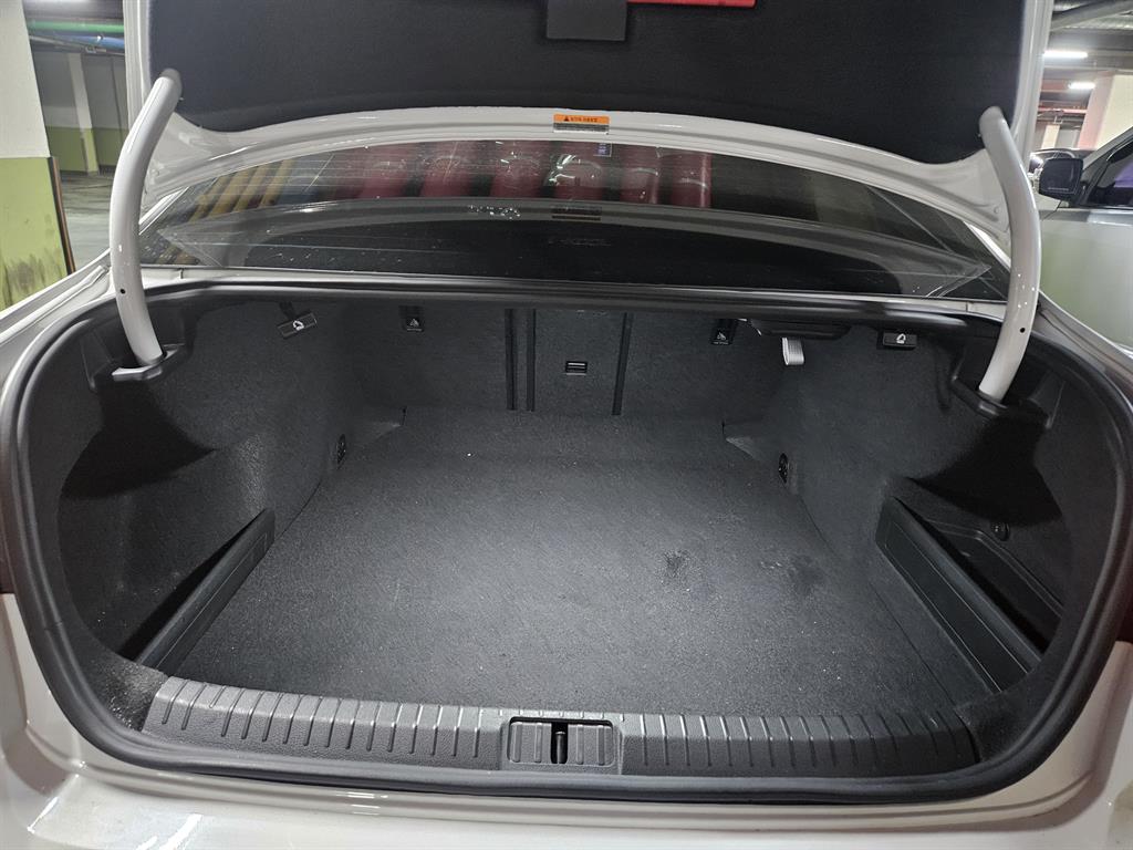 Volkswagen Passat 2018 Blanco - Importación desde Corea - HF Imports Iquique - Foto 13