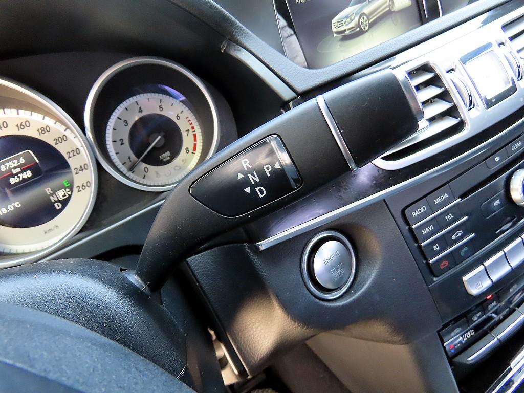 Mercedes Benz E class - Vista 10