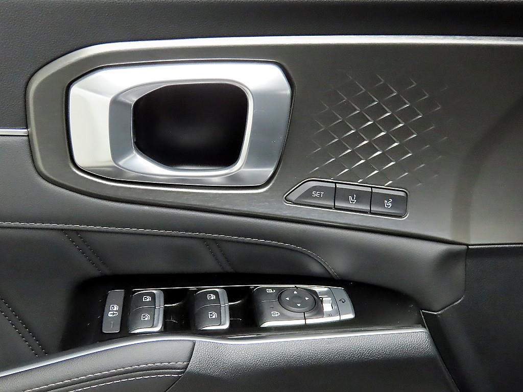 KIA Sorento - Vista 10