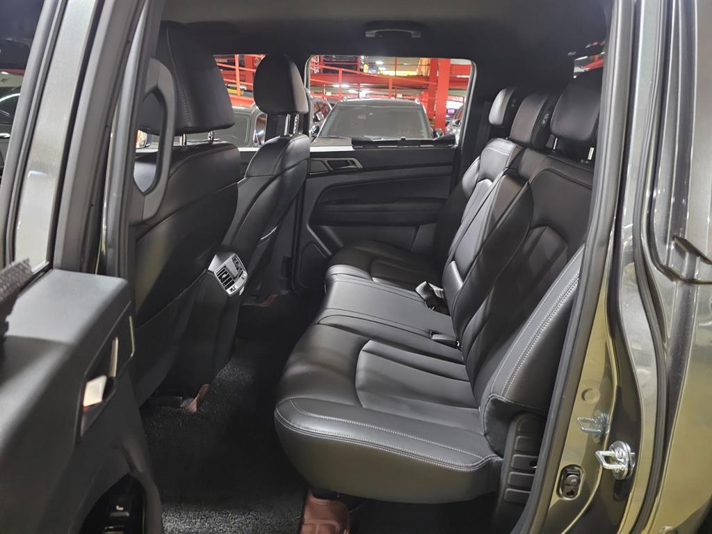 Ssangyong Rexton - Vista 9