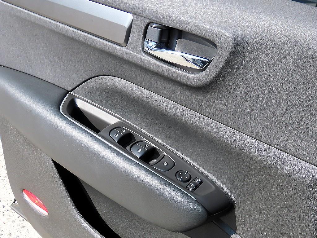 SAMSUNG QM6 - Vista 11