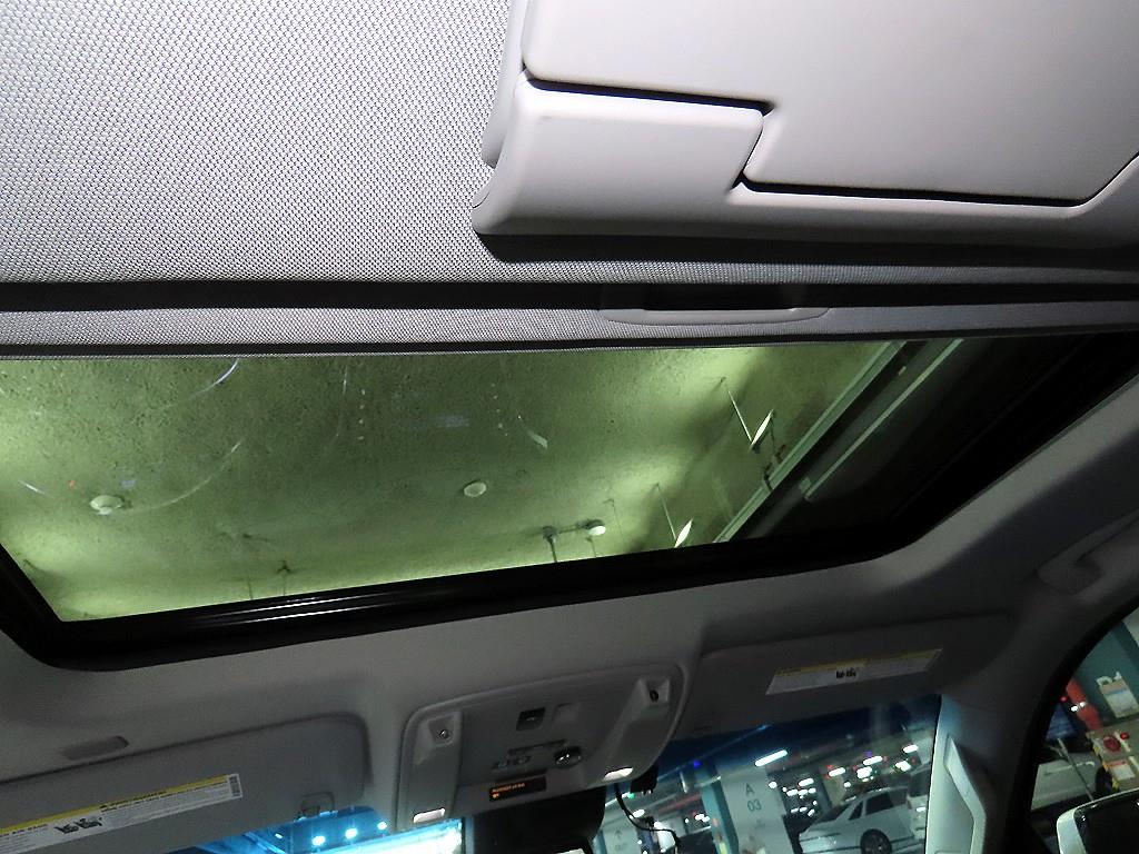 Cadillac Escalade 2019 Blanco - Importación desde Corea - HF Imports Iquique - Foto 15