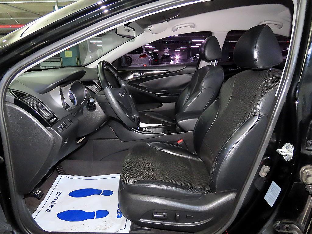 HYUNDAI Sonata - Vista 5