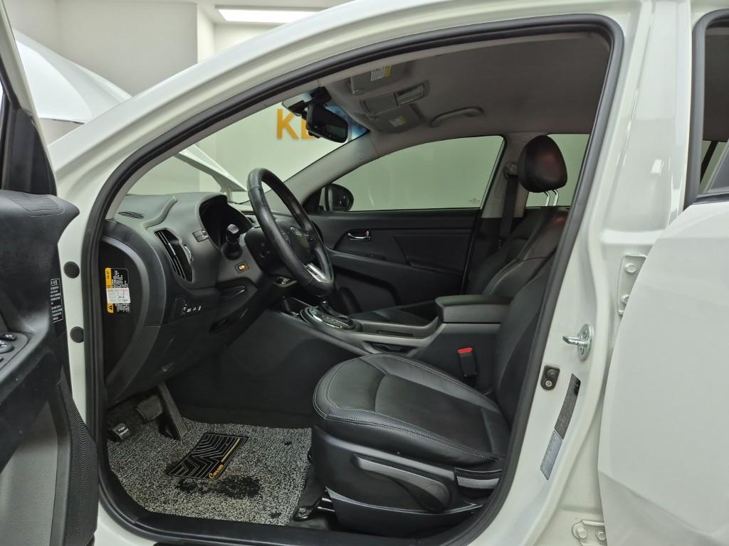 KIA Sportage - Vista 11