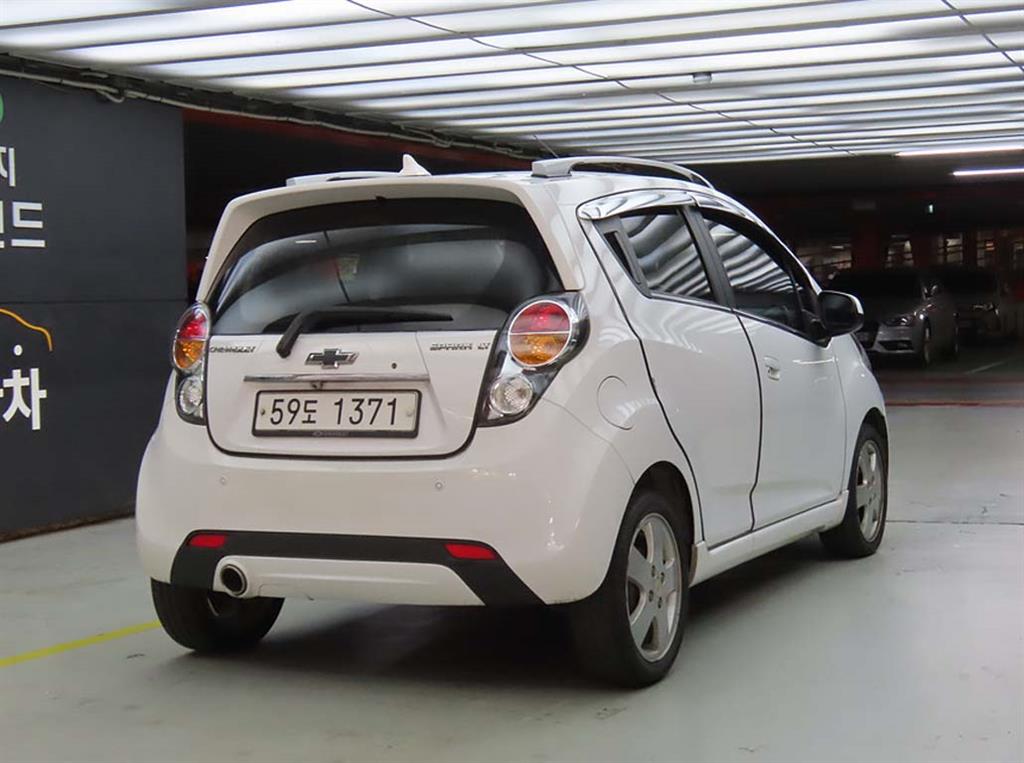 Chevrolet Spark - Vista 4