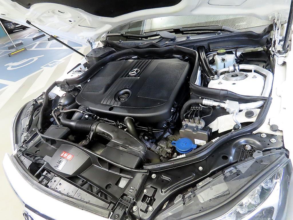 Mercedes Benz E class 2016 Blanco - Importación desde Corea - HF Imports Iquique - Foto 19