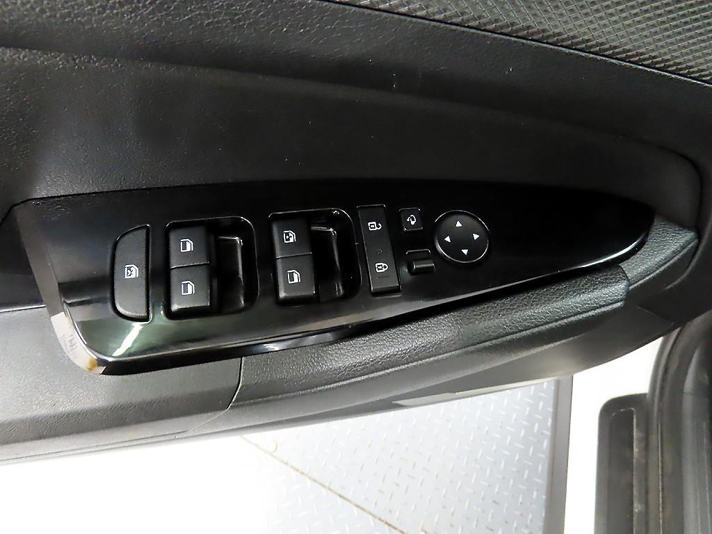 KIA Sportage - Vista 11