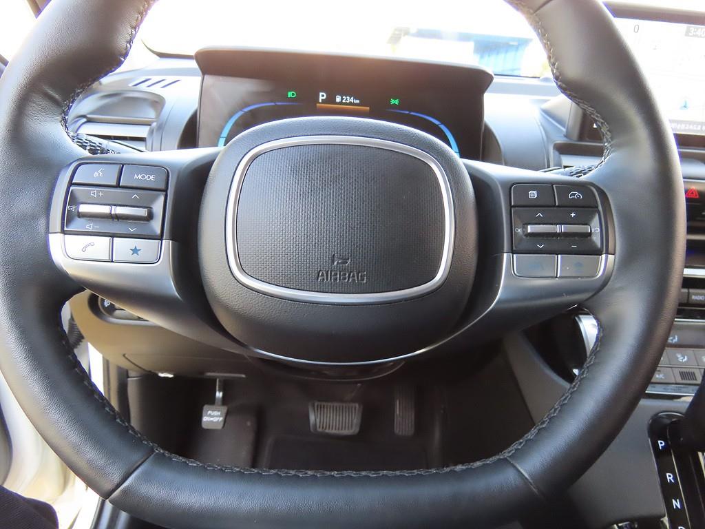 HYUNDAI Casper - Vista 10