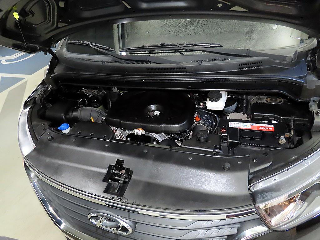 HYUNDAI Starex 2021 Negro - Importación desde Corea - HF Imports Iquique - Foto 16