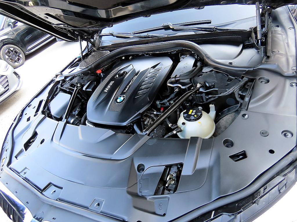 BMW 7 Series 2020 Negro - Importación desde Corea - HF Imports Iquique - Foto 19