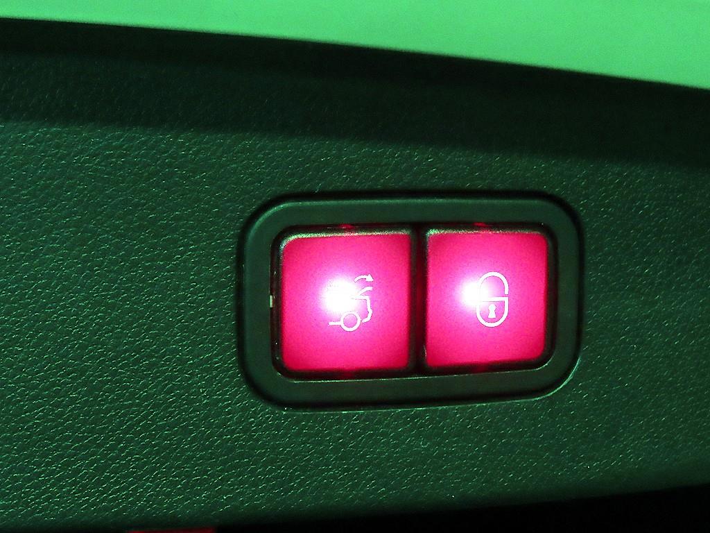 Mercedes Benz E class 2016 Blanco - Importación desde Corea - HF Imports Iquique - Foto 16