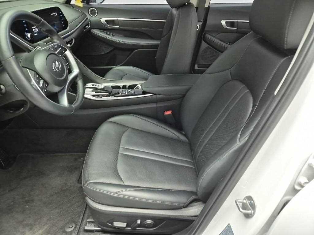 HYUNDAI Sonata - Vista 11