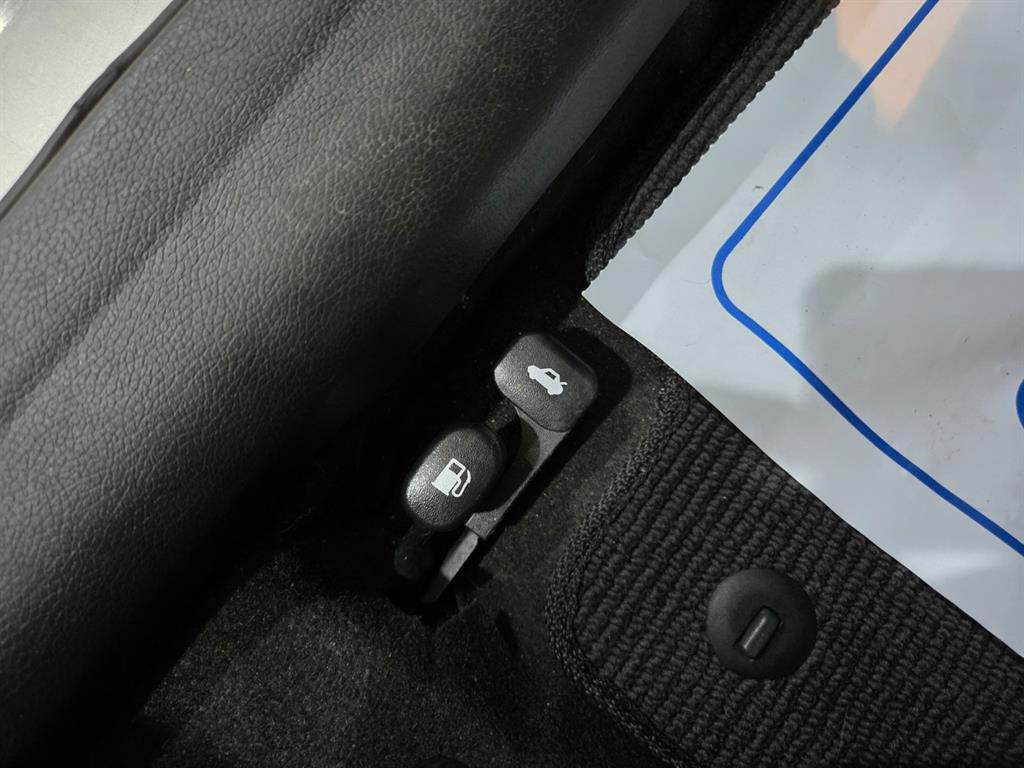 HYUNDAI Avante 2015 Gris - Importación desde Corea - HF Imports Iquique - Foto 17