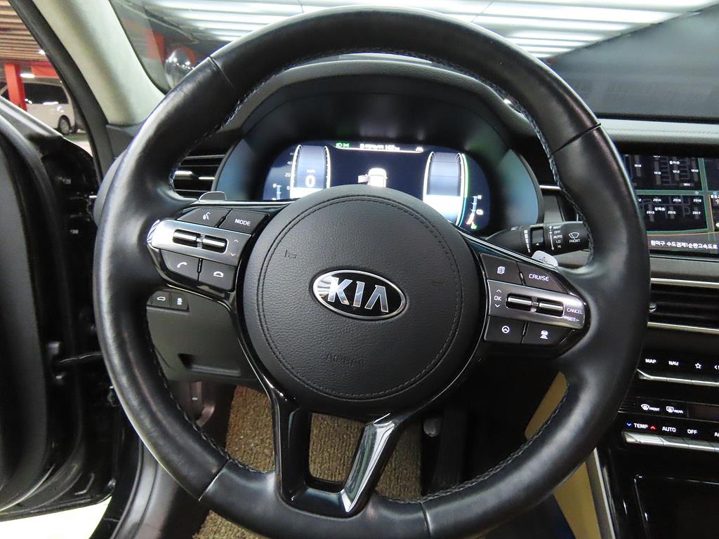 KIA K7 - Vista 8