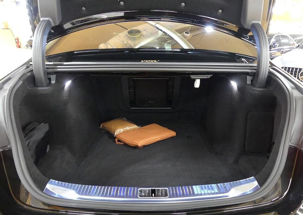 Mercedes Benz S Class - Vista 10