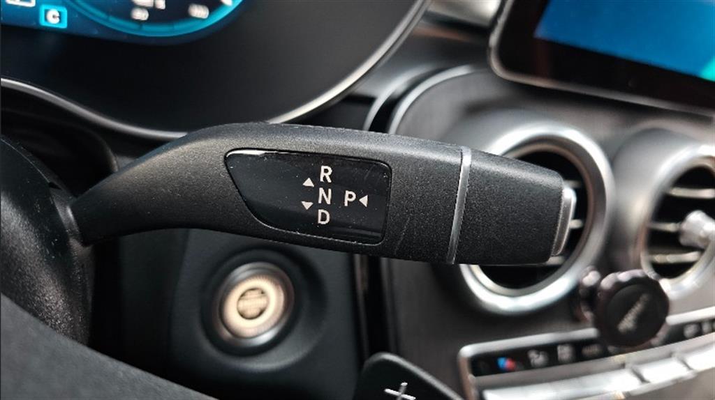 Mercedes Benz GLC Class - Vista 8