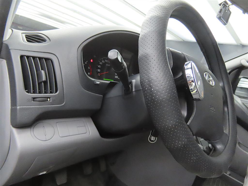 HYUNDAI Starex - Vista 12