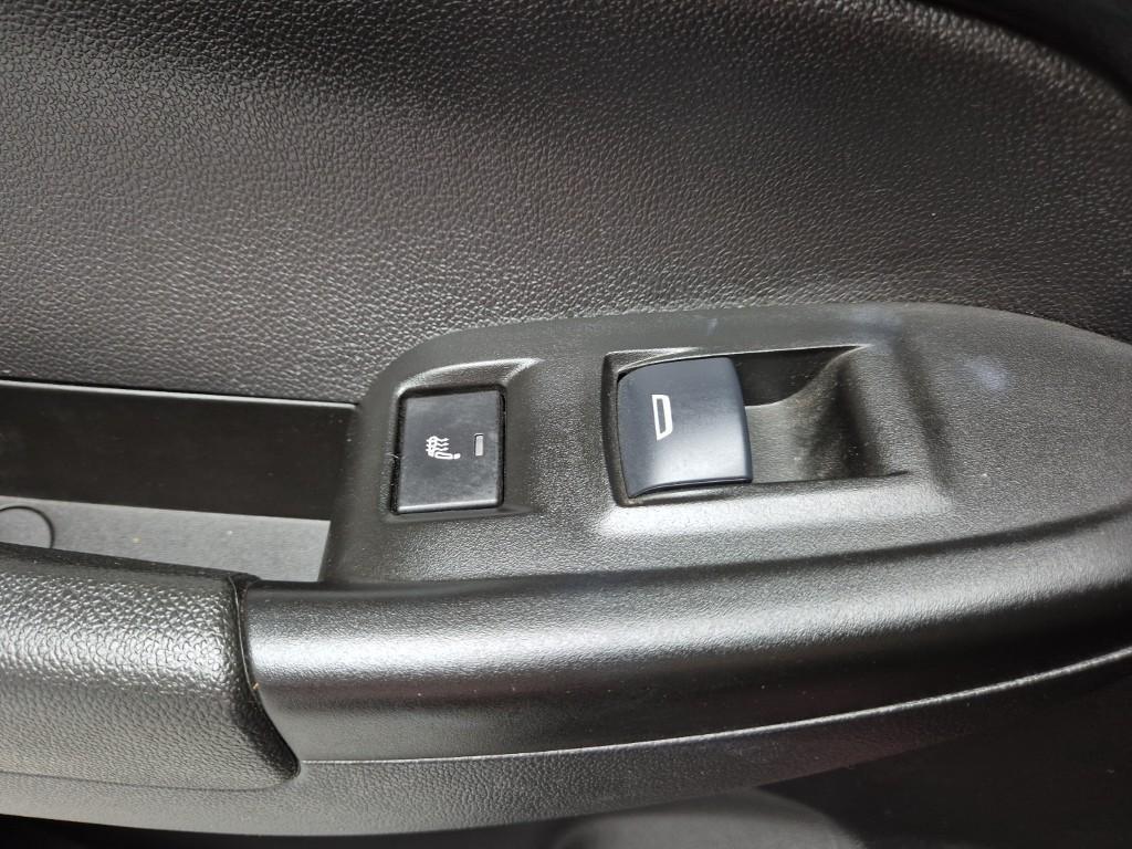 Chevrolet Trail Blazer 2023 Rojo - Importación desde Corea - HF Imports Iquique - Foto 18