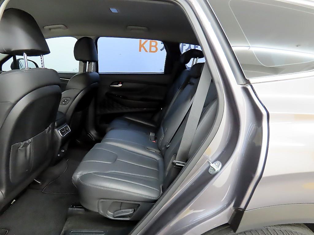 HYUNDAI Santa Fe - Vista 6