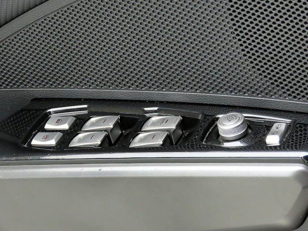 Ssangyong Tivoli - Vista 11